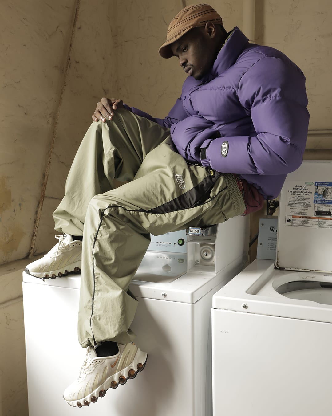 NIKE公式】エア マックス Dn8 'Light Khaki' (FQ7860-204 / AM